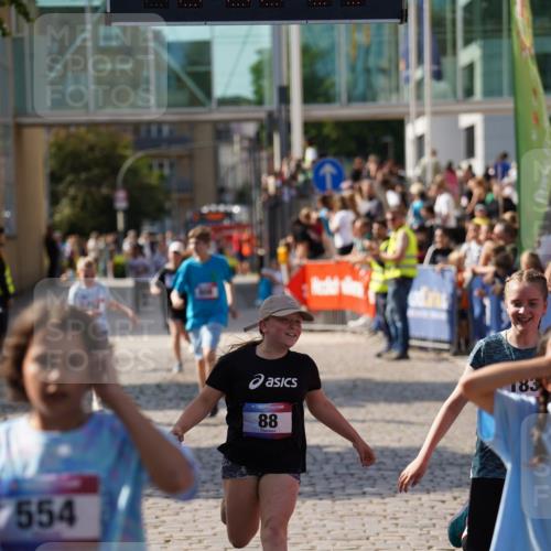 13.06.2025 - Holstenköstenlauf Felixshl http://msf.ph/oto/7927304 13.06.2025 16:53:04 Laufen 88, 89, 258, 808, 1254, 1257, 1835 meine-sportfotos.de
