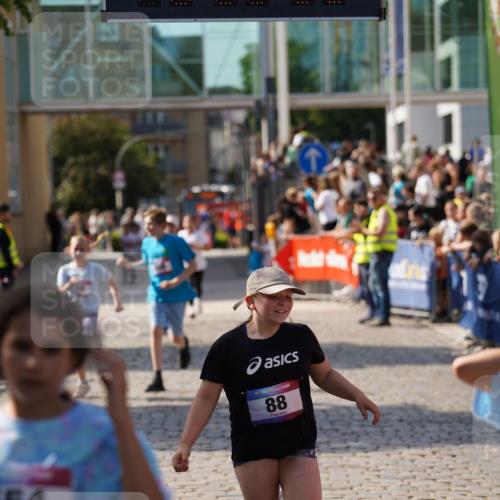 13.06.2025 - Holstenköstenlauf Felixshl http://msf.ph/oto/7927307 13.06.2025 16:53:04 Laufen 88, 89, 258, 808, 1254, 1257, 1835 meine-sportfotos.de