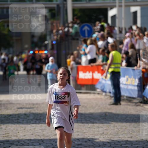 13.06.2025 - Holstenköstenlauf Felixshl http://msf.ph/oto/7927392 13.06.2025 16:53:47 Laufen 134, 941, 1832 meine-sportfotos.de