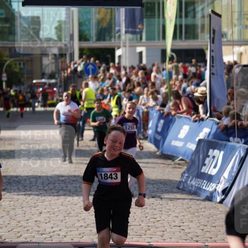 13.06.2025 - Holstenköstenlauf Felixshl http://msf.ph/oto/7927459 13.06.2025 16:54:28 Laufen 547, 1255, 1256 meine-sportfotos.de