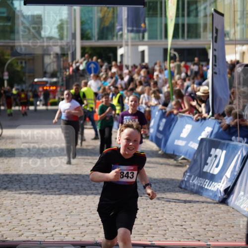 13.06.2025 - Holstenköstenlauf Felixshl http://msf.ph/oto/7927460 13.06.2025 16:54:28 Laufen 547, 1255, 1256 meine-sportfotos.de
