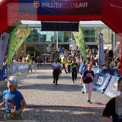 13.06.2025 - Holstenköstenlauf Felixshl http://msf.ph/oto/7927464 13.06.2025 16:54:29 Laufen 547, 1255, 1256 meine-sportfotos.de