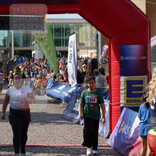 13.06.2025 - Holstenköstenlauf Felixshl http://msf.ph/oto/7927472 13.06.2025 16:54:34 Laufen 1255, 1256 meine-sportfotos.de