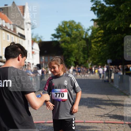 13.06.2025 - Holstenköstenlauf Felixshl http://msf.ph/oto/7927599 13.06.2025 17:15:27 Laufen  meine-sportfotos.de
