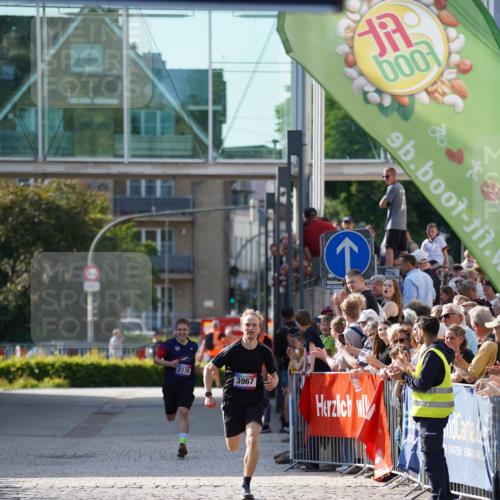 13.06.2025 - Holstenköstenlauf Felixshl http://msf.ph/oto/7927690 13.06.2025 17:47:58 Laufen 2176, 3967 meine-sportfotos.de