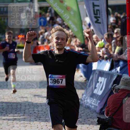 13.06.2025 - Holstenköstenlauf Felixshl http://msf.ph/oto/7927698 13.06.2025 17:48:03 Laufen 2176, 3967 meine-sportfotos.de