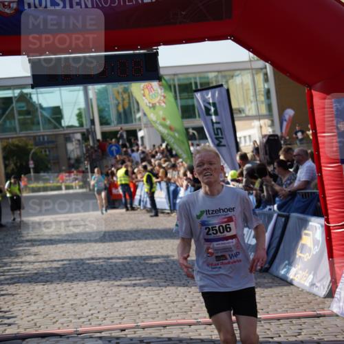 13.06.2025 - Holstenköstenlauf Felixshl http://msf.ph/oto/7927769 13.06.2025 17:49:09 Laufen 2506, 3868 meine-sportfotos.de