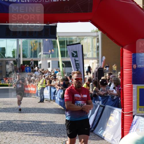 13.06.2025 - Holstenköstenlauf Felixshl http://msf.ph/oto/7927812 13.06.2025 17:49:52 Laufen 2287, 2595, 3271 meine-sportfotos.de
