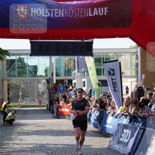 13.06.2025 - Holstenköstenlauf Felixshl http://msf.ph/oto/7927817 13.06.2025 17:49:54 Laufen 2595, 3271 meine-sportfotos.de