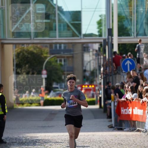 13.06.2025 - Holstenköstenlauf Felixshl http://msf.ph/oto/7927903 13.06.2025 17:51:10 Laufen 2431, 3894 meine-sportfotos.de