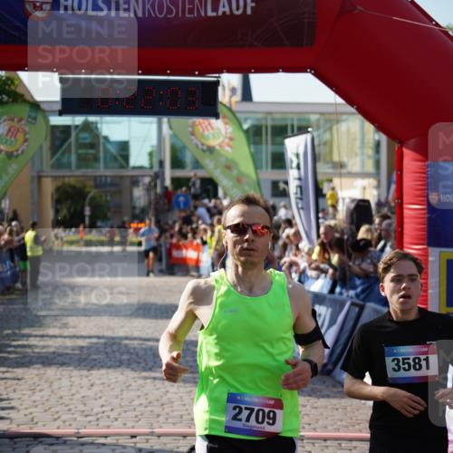 13.06.2025 - Holstenköstenlauf Felixshl http://msf.ph/oto/7927976 13.06.2025 17:52:05 Laufen 2591, 2651, 2709, 3581, 3929 meine-sportfotos.de