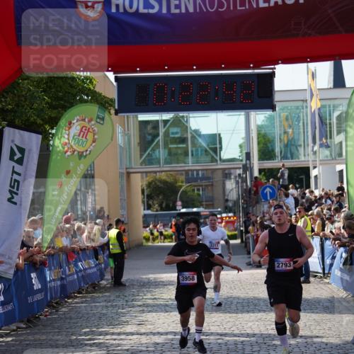 13.06.2025 - Holstenköstenlauf Felixshl http://msf.ph/oto/7928043 13.06.2025 17:52:43 Laufen 2029, 2793, 3311, 3731, 3958 meine-sportfotos.de