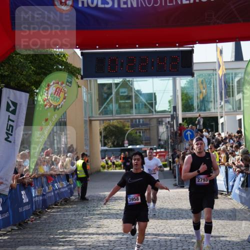 13.06.2025 - Holstenköstenlauf Felixshl http://msf.ph/oto/7928044 13.06.2025 17:52:43 Laufen 2029, 2793, 3311, 3731, 3958 meine-sportfotos.de