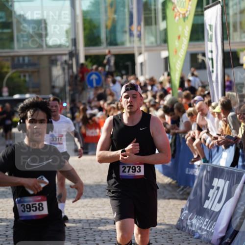 13.06.2025 - Holstenköstenlauf Felixshl http://msf.ph/oto/7928046 13.06.2025 17:52:44 Laufen 2793, 3311, 3731, 3958 meine-sportfotos.de