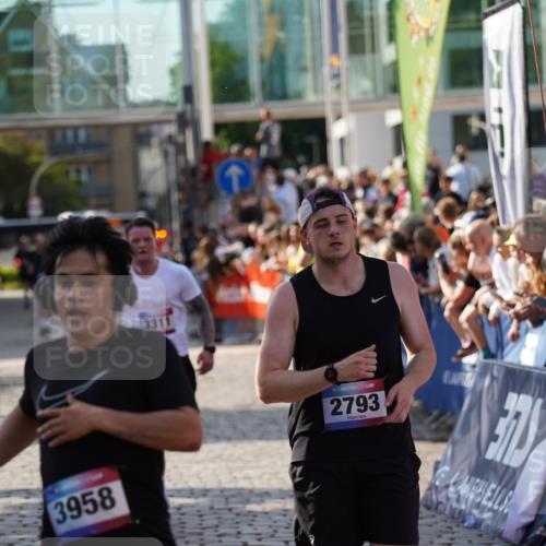 13.06.2025 - Holstenköstenlauf Felixshl http://msf.ph/oto/7928048 13.06.2025 17:52:45 Laufen 2793, 3311, 3958 meine-sportfotos.de