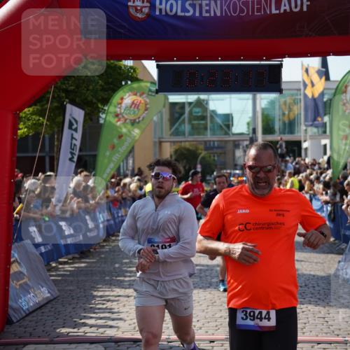 13.06.2025 - Holstenköstenlauf Felixshl http://msf.ph/oto/7928104 13.06.2025 17:53:18 Laufen 2191, 2596, 2667, 2705, 2714, 3268, 3944 meine-sportfotos.de