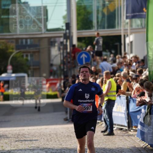 13.06.2025 - Holstenköstenlauf Felixshl http://msf.ph/oto/7928120 13.06.2025 17:53:25 Laufen 2596, 2597, 2667, 2714 meine-sportfotos.de
