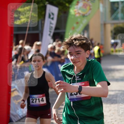 13.06.2025 - Holstenköstenlauf Felixshl http://msf.ph/oto/7928123 13.06.2025 17:53:26 Laufen 2596, 2597, 2667, 2714 meine-sportfotos.de