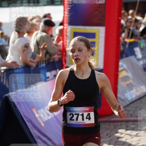 13.06.2025 - Holstenköstenlauf Felixshl http://msf.ph/oto/7928124 13.06.2025 17:53:26 Laufen 2596, 2597, 2667, 2714 meine-sportfotos.de