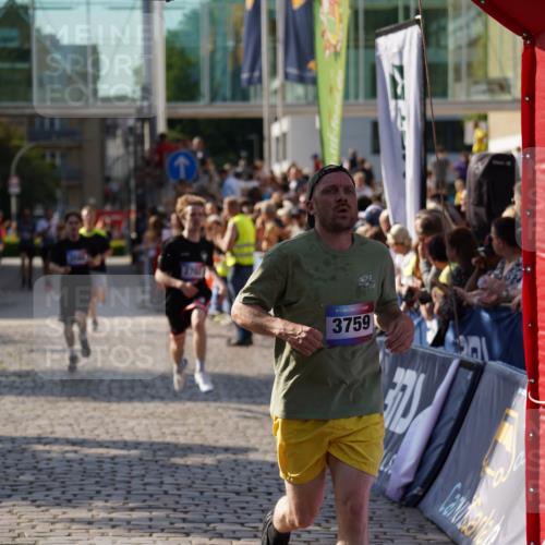 13.06.2025 - Holstenköstenlauf Felixshl http://msf.ph/oto/7928132 13.06.2025 17:53:37 Laufen 2643, 2702, 3580, 3759, 3784 meine-sportfotos.de