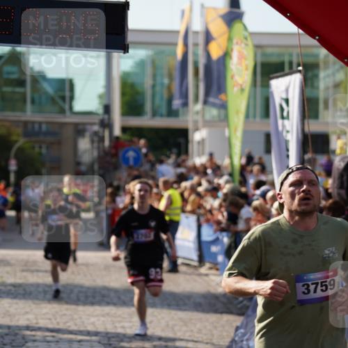 13.06.2025 - Holstenköstenlauf Felixshl http://msf.ph/oto/7928135 13.06.2025 17:53:38 Laufen 2643, 2702, 3580, 3759, 3784 meine-sportfotos.de