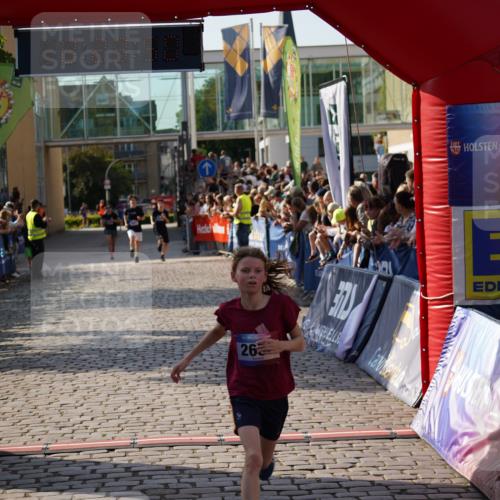 13.06.2025 - Holstenköstenlauf Felixshl http://msf.ph/oto/7928160 13.06.2025 17:53:51 Laufen 2511, 2654, 3038, 3041, 3826 meine-sportfotos.de