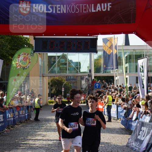 13.06.2025 - Holstenköstenlauf Felixshl http://msf.ph/oto/7928165 13.06.2025 17:53:58 Laufen 3038, 3041, 3940 meine-sportfotos.de