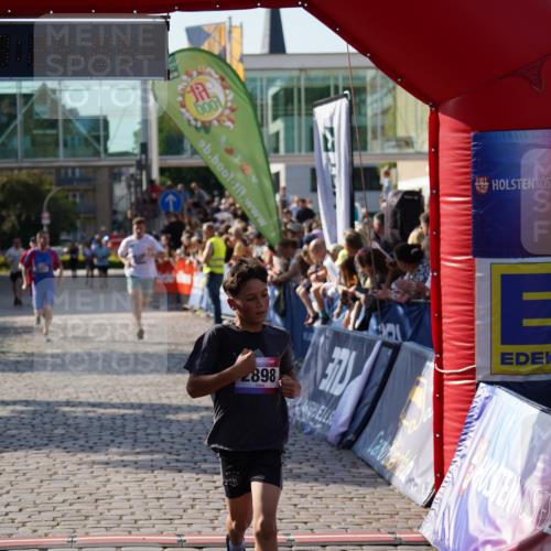 13.06.2025 - Holstenköstenlauf Felixshl http://msf.ph/oto/7928181 13.06.2025 17:54:07 Laufen 2327, 2353, 2898, 3893 meine-sportfotos.de