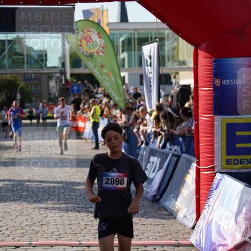 13.06.2025 - Holstenköstenlauf Felixshl http://msf.ph/oto/7928182 13.06.2025 17:54:08 Laufen 2327, 2353, 2898, 3893 meine-sportfotos.de