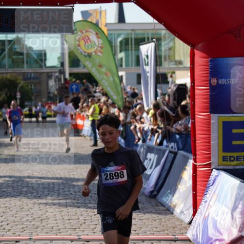 13.06.2025 - Holstenköstenlauf Felixshl http://msf.ph/oto/7928183 13.06.2025 17:54:08 Laufen 2327, 2353, 2898, 3893 meine-sportfotos.de