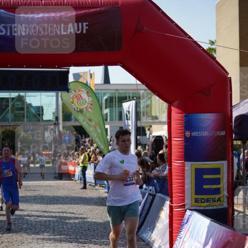 13.06.2025 - Holstenköstenlauf Felixshl http://msf.ph/oto/7928187 13.06.2025 17:54:11 Laufen 2327, 2353, 2898, 3823, 3893 meine-sportfotos.de