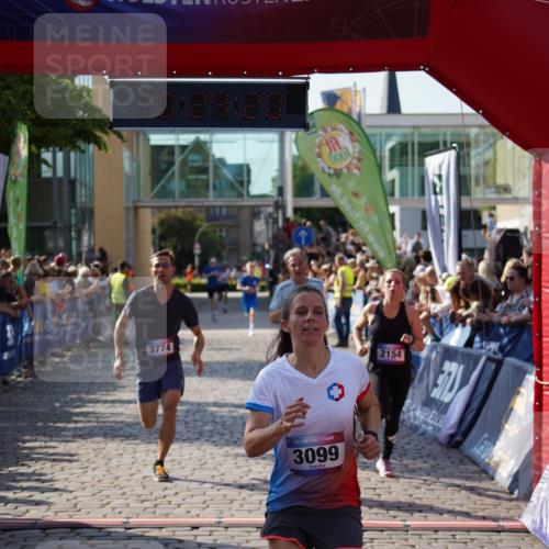 13.06.2025 - Holstenköstenlauf Felixshl http://msf.ph/oto/7928206 13.06.2025 17:54:21 Laufen 2154, 3032, 3099, 3774, 3823, 3968 meine-sportfotos.de