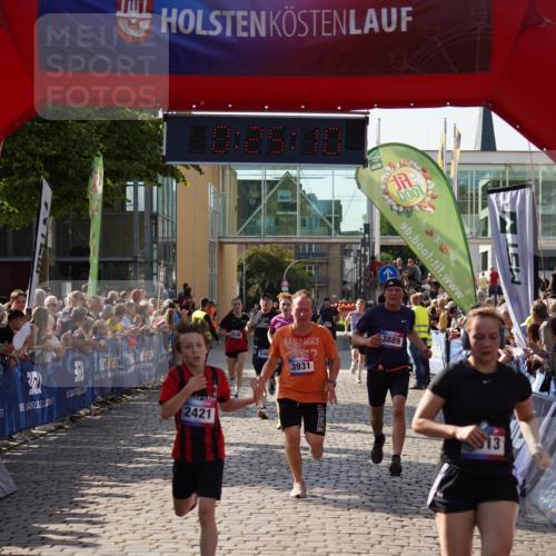 13.06.2025 - Holstenköstenlauf Felixshl http://msf.ph/oto/7928277 13.06.2025 17:55:11 Laufen 2057, 2421, 2462, 2744, 3199, 3642, 3775, 3813, 3889, 3931 meine-sportfotos.de