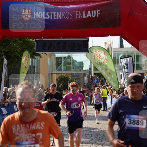 13.06.2025 - Holstenköstenlauf Felixshl http://msf.ph/oto/7928287 13.06.2025 17:55:14 Laufen 2057, 2355, 2421, 2462, 2675, 2744, 2981, 3199, 3642, 3775, 3813, 3889, 3931 meine-sportfotos.de