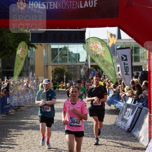 13.06.2025 - Holstenköstenlauf Felixshl http://msf.ph/oto/7928302 13.06.2025 17:55:20 Laufen 2355, 2616, 2675, 2744, 2981, 3199, 3642 meine-sportfotos.de