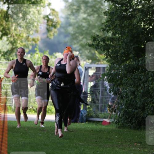 15.06.2025 - 7 Türme Triathlon Michael Strokosch http://msf.ph/oto/7928310 15.06.2025 09:15:30 Schwimmen 86, 97, 98, 99, 100 meine-sportfotos.de