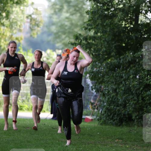 15.06.2025 - 7 Türme Triathlon Michael Strokosch http://msf.ph/oto/7928313 15.06.2025 09:15:31 Schwimmen 86, 97, 98, 99, 100 meine-sportfotos.de