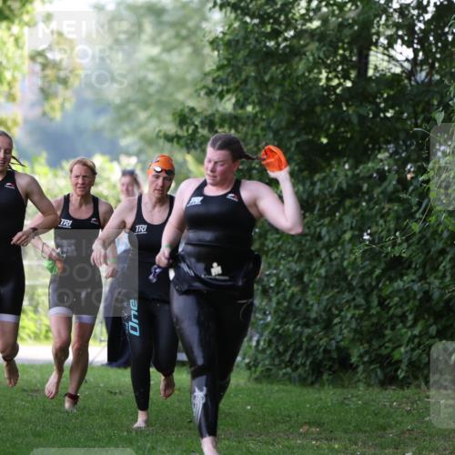 15.06.2025 - 7 Türme Triathlon Michael Strokosch http://msf.ph/oto/7928315 15.06.2025 09:15:32 Schwimmen 86, 97, 98, 99, 100 meine-sportfotos.de
