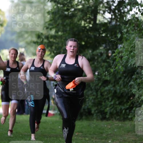 15.06.2025 - 7 Türme Triathlon Michael Strokosch http://msf.ph/oto/7928317 15.06.2025 09:15:32 Schwimmen 86, 97, 98, 99, 100 meine-sportfotos.de