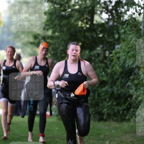 15.06.2025 - 7 Türme Triathlon Michael Strokosch http://msf.ph/oto/7928318 15.06.2025 09:15:33 Schwimmen 86, 97, 98, 99, 100 meine-sportfotos.de