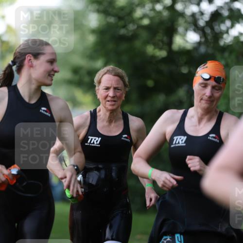 15.06.2025 - 7 Türme Triathlon Michael Strokosch http://msf.ph/oto/7928326 15.06.2025 09:15:36 Schwimmen 86, 97, 98, 99, 100 meine-sportfotos.de