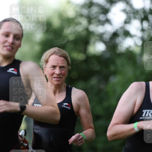15.06.2025 - 7 Türme Triathlon Michael Strokosch http://msf.ph/oto/7928329 15.06.2025 09:15:37 Schwimmen 86, 97, 98, 99, 100 meine-sportfotos.de