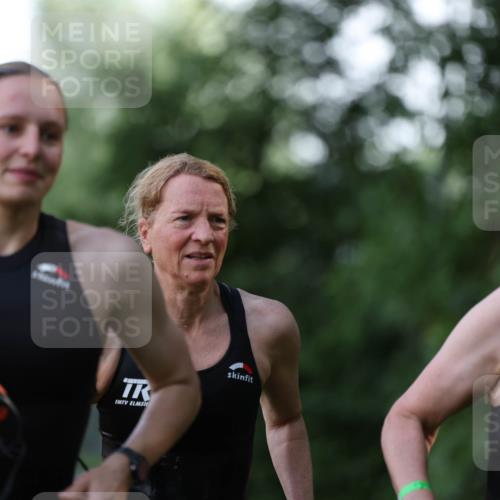 15.06.2025 - 7 Türme Triathlon Michael Strokosch http://msf.ph/oto/7928330 15.06.2025 09:15:37 Schwimmen 86, 97, 98, 99, 100 meine-sportfotos.de