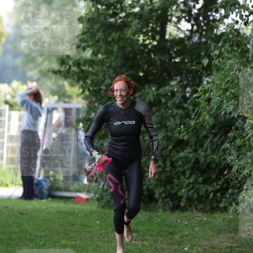 15.06.2025 - 7 Türme Triathlon Michael Strokosch http://msf.ph/oto/7928336 15.06.2025 09:15:40 Schwimmen 86, 97, 98, 99, 100 meine-sportfotos.de