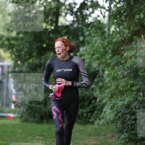 15.06.2025 - 7 Türme Triathlon Michael Strokosch http://msf.ph/oto/7928340 15.06.2025 09:15:41 Schwimmen 86, 97, 98, 99, 100 meine-sportfotos.de