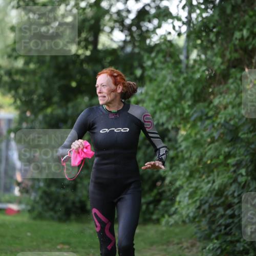 15.06.2025 - 7 Türme Triathlon Michael Strokosch http://msf.ph/oto/7928341 15.06.2025 09:15:42 Schwimmen 86, 97, 98, 99, 100 meine-sportfotos.de