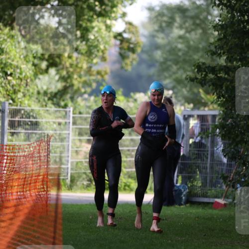 15.06.2025 - 7 Türme Triathlon Michael Strokosch http://msf.ph/oto/7928351 15.06.2025 09:16:03 Schwimmen 83, 84 meine-sportfotos.de