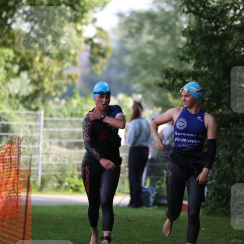 15.06.2025 - 7 Türme Triathlon Michael Strokosch http://msf.ph/oto/7928356 15.06.2025 09:16:04 Schwimmen 83, 84 meine-sportfotos.de