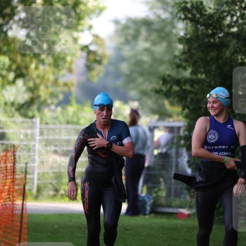 15.06.2025 - 7 Türme Triathlon Michael Strokosch http://msf.ph/oto/7928358 15.06.2025 09:16:04 Schwimmen 83, 84 meine-sportfotos.de