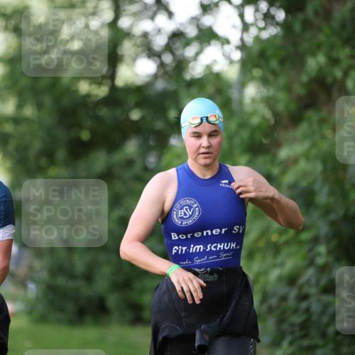 15.06.2025 - 7 Türme Triathlon Michael Strokosch http://msf.ph/oto/7928364 15.06.2025 09:16:06 Schwimmen 83, 84, 107 meine-sportfotos.de